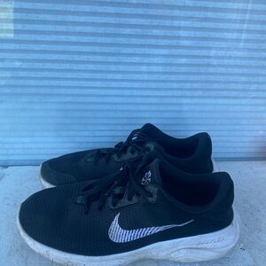 Nike Flex Experience Run 11 DH5753-001 Mens Black Sneakers Size 10.5